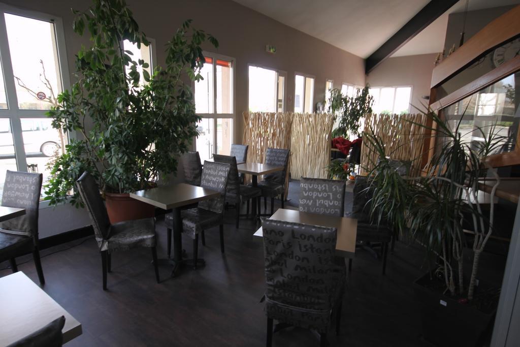 德桑酒店 Latresne 外观 照片